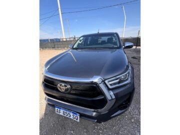 Toyota Hilux Srx 2023. Impecable Unica Mano